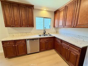 19545 Sherman Way 99, Reseda CA 91335