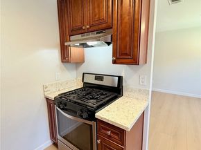 19545 Sherman Way 99, Reseda CA 91335