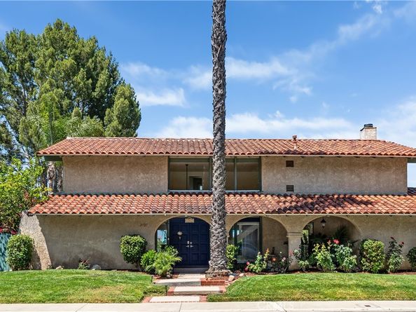 21727 Ulmus Drive, Woodland Hills CA 91364