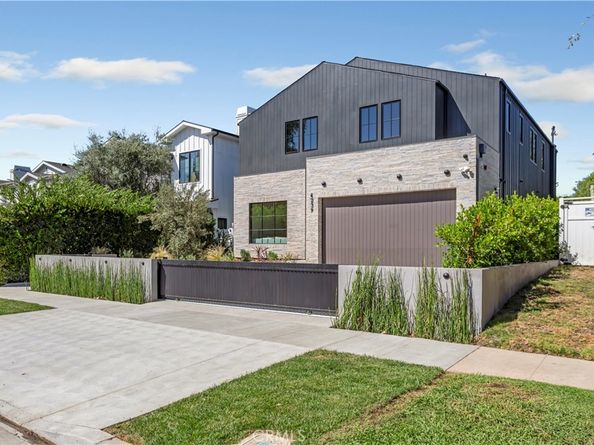 4239 Rhodes Avenue, Studio City CA 91604