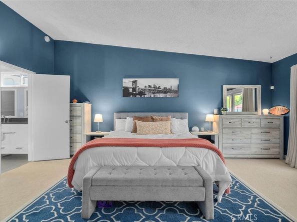 23701 Clarendon Street, Woodland Hills CA 91367