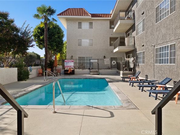 4140 Warner Boulevard 106, Burbank CA 91505