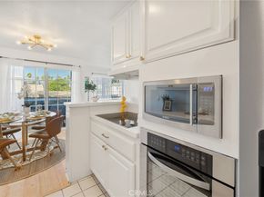 4140 Warner Boulevard 106, Burbank CA 91505