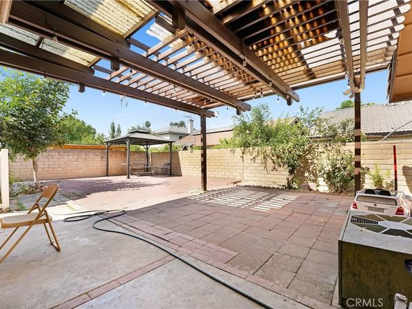 21050 Community Street, Canoga Park CA 91304