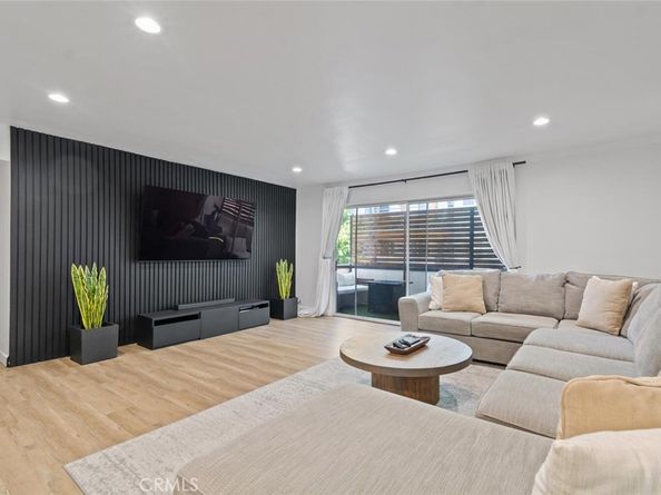 14414 Addison Street 24, Sherman Oaks CA 91423