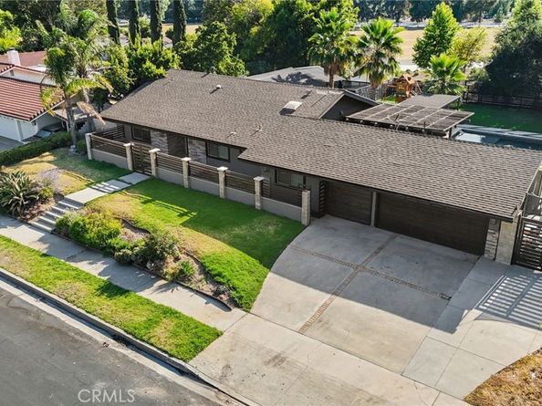 10405 Lubao Avenue, Chatsworth CA 91311