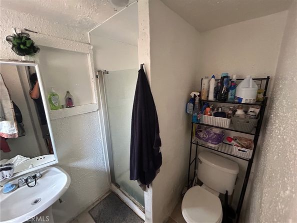 1026 E 23rd Street, Los Angeles CA 90011