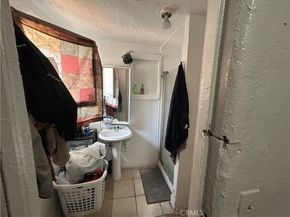 1026 E 23rd Street, Los Angeles CA 90011