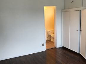 3887 S Van Ness Avenue, Los Angeles CA 90062