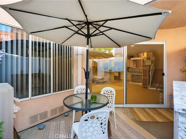 7924 Woodman Avenue 77, Panorama City CA 91402