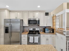 7924 Woodman Avenue 77, Panorama City CA 91402