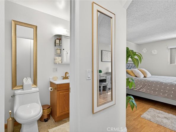 7924 Woodman Avenue 77, Panorama City CA 91402