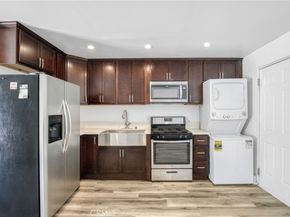 8438 Wystone Avenue, Northridge CA 91324