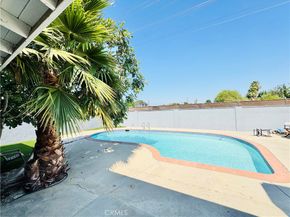 8438 Wystone Avenue, Northridge CA 91324