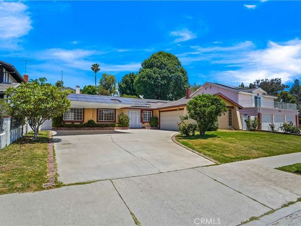 17149 Gledhill Street, Northridge CA 91325