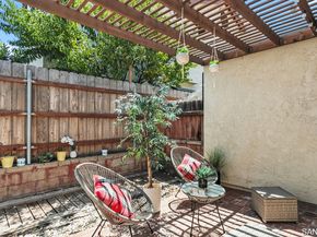 209 Espanas GLN, Escondido CA 92026