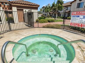 209 Espanas GLN, Escondido CA 92026