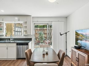 209 Espanas GLN, Escondido CA 92026