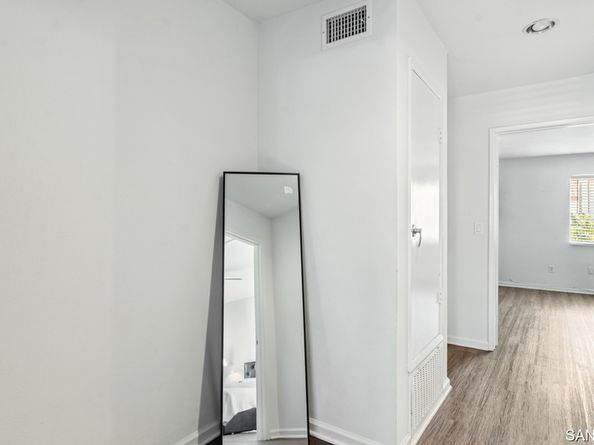 209 Espanas GLN, Escondido CA 92026
