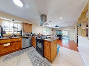 521 S Western Avenue, Santa Ana CA 92703