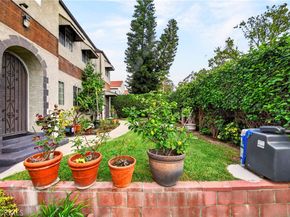 1053 S Oxford Avenue, Los Angeles CA 90006