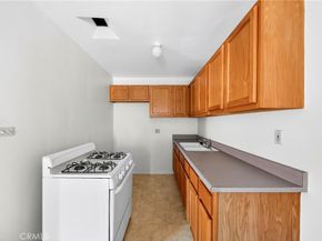 1053 S Oxford Avenue, Los Angeles CA 90006