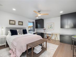 5322 Marina Pacifica Drive S, Long Beach CA 90803