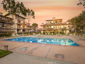 5322 Marina Pacifica Drive S, Long Beach CA 90803