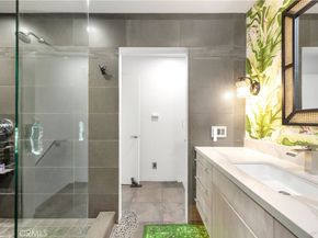 5322 Marina Pacifica Drive S, Long Beach CA 90803