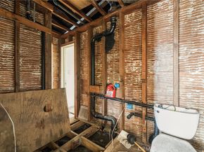 1822 W 4th, Santa Ana CA 92703