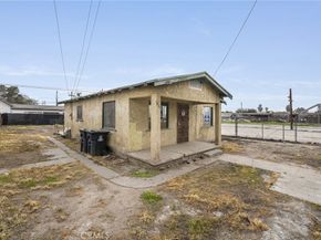 1822 W 4th, Santa Ana CA 92703