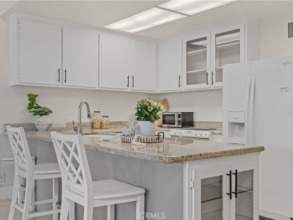 7338 Marina Pacifica N, Long Beach CA 90803