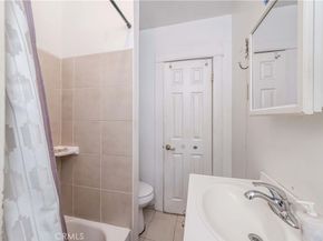 623 E 36th Street, Los Angeles CA 90011