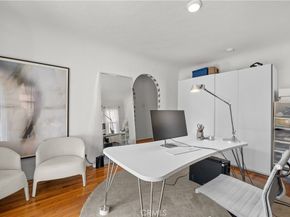 915 S Wooster, Los Angeles CA 90035