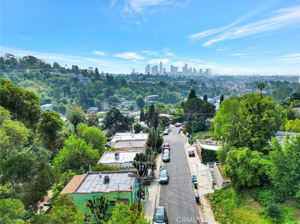 2008 Preston Ave, Los Angeles CA 90026