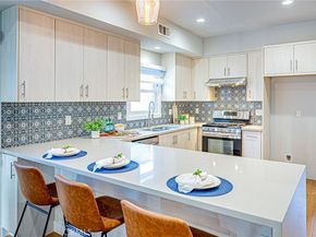 1226 Meadowbrook, Los Angeles CA 90019