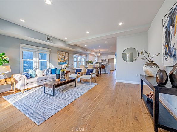 1226 Meadowbrook, Los Angeles CA 90019