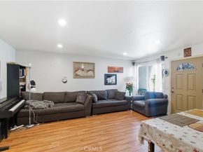 20821 E Calora St E6, Covina CA 91724