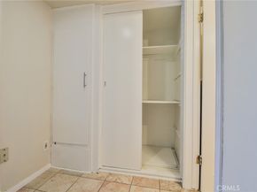 100 Cerritos 7, Long Beach CA 90802