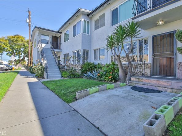 100 Cerritos 7, Long Beach CA 90802