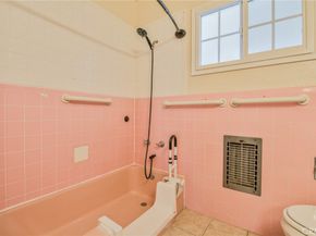 100 Cerritos 7, Long Beach CA 90802