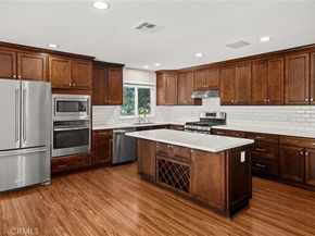 3751 Prestwick, Los Angeles CA 90027