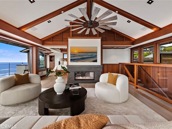 31678 Seacliff Drive, Laguna Beach CA 92651