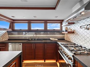 31678 Seacliff Drive, Laguna Beach CA 92651