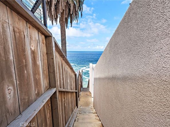 31678 Seacliff Drive, Laguna Beach CA 92651