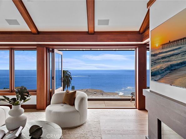 31678 Seacliff Drive, Laguna Beach CA 92651