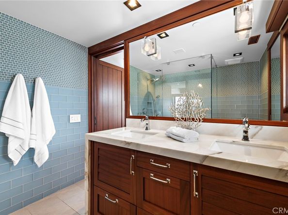 31678 Seacliff Drive, Laguna Beach CA 92651