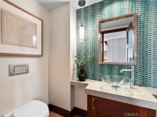 31678 Seacliff Drive, Laguna Beach CA 92651