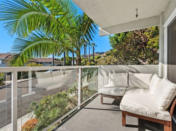 21703 Ocean Vista Dr 201A, Laguna Beach CA 92651