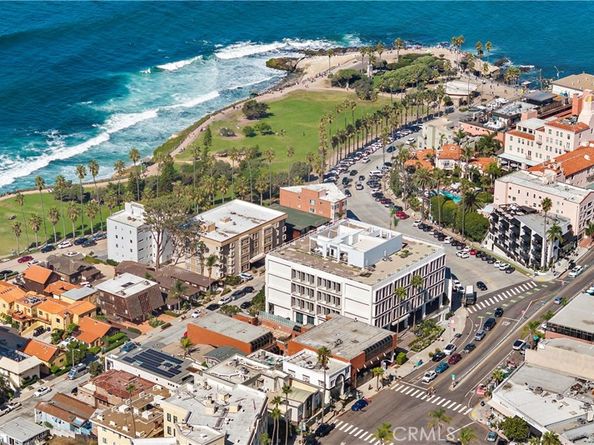 909 Coast Boulevard 8, La Jolla CA 92037